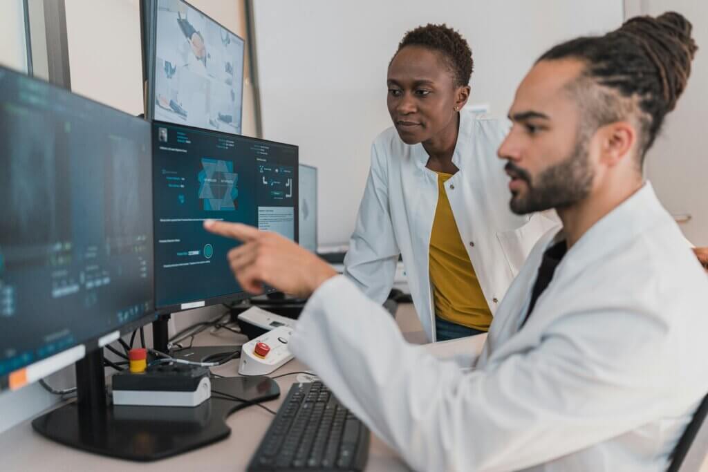 How Cloud-Based Radiology Systems Improve Cross-Department Collaboration